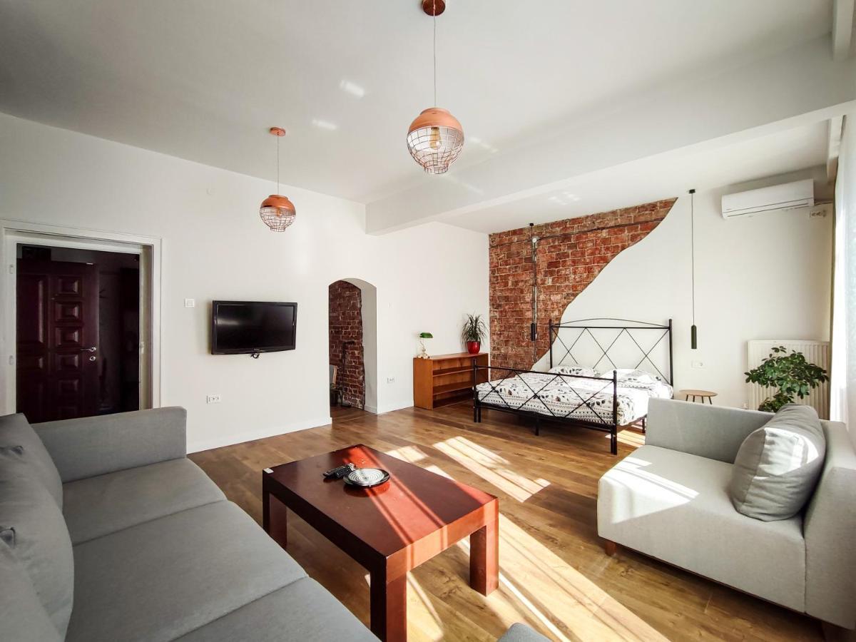 Apartamento Urban Cozy Retreat Pristina Exterior foto