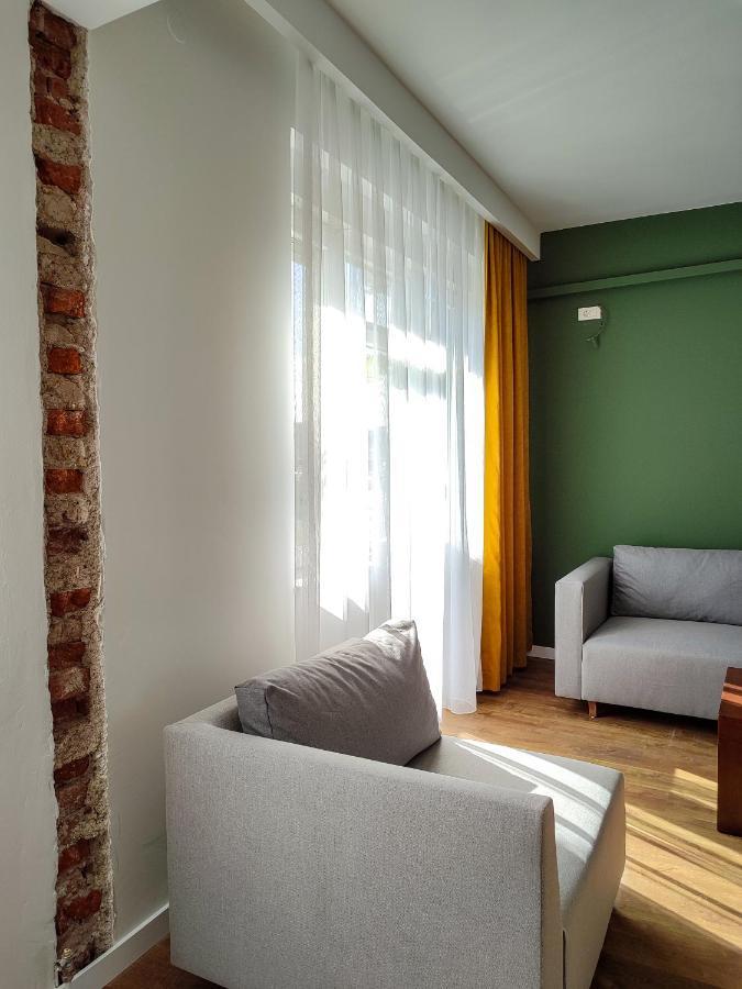 Apartamento Urban Cozy Retreat Pristina Exterior foto