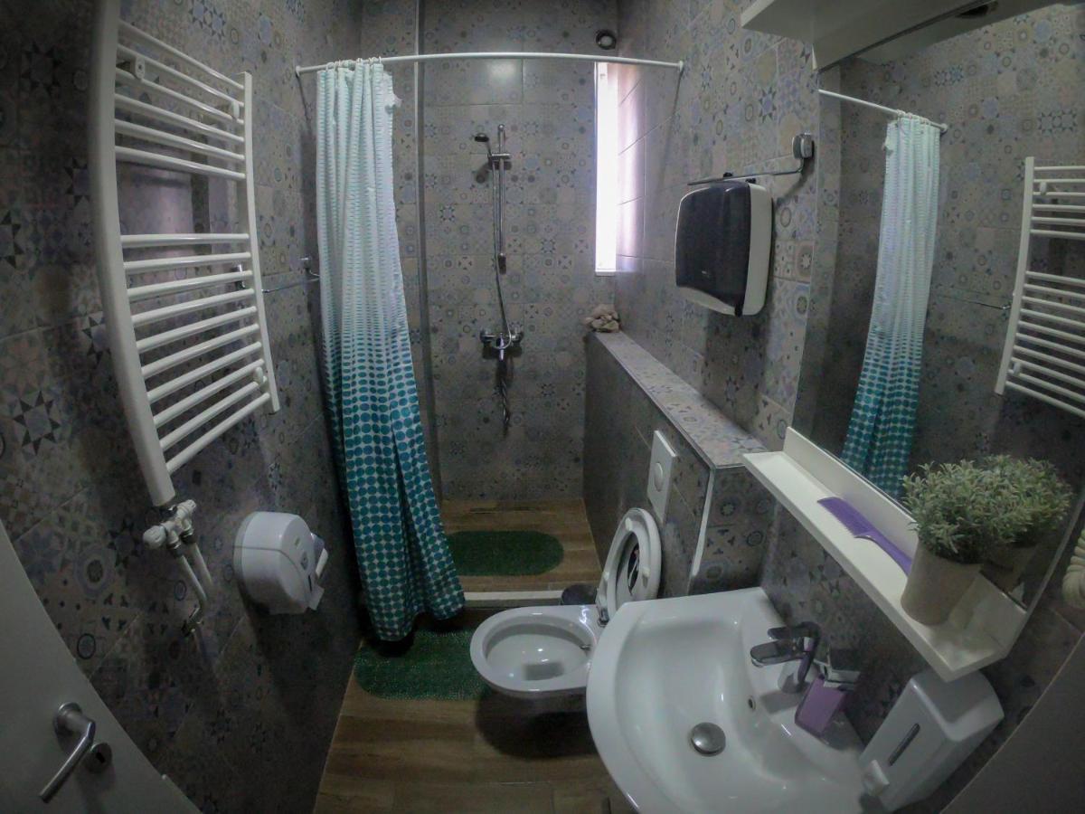 Apartamento Urban Cozy Retreat Pristina Exterior foto