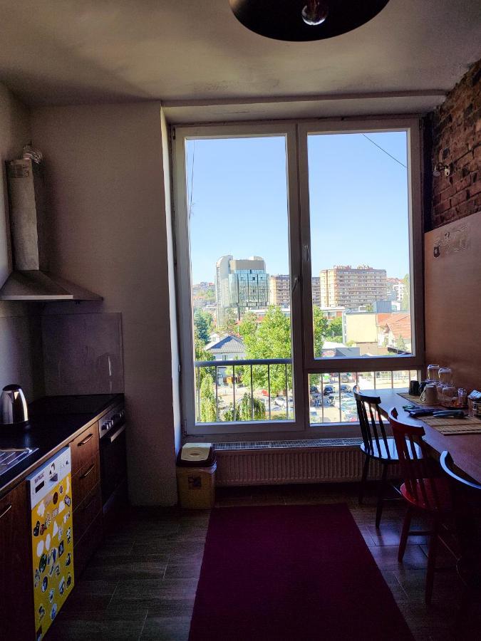 Apartamento Urban Cozy Retreat Pristina Exterior foto